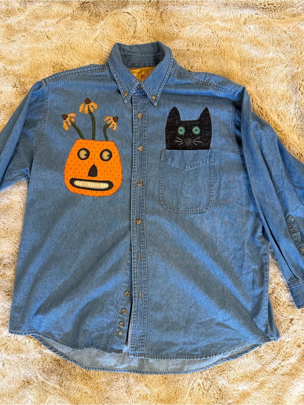 ⁠Vintage Blanche St Paris OH 90s Halloween Denim Shirt Black Cat Pumpkin Large⁠